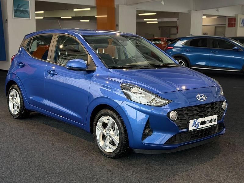 Gebraucht Hyundai i10 84 PS (61 kW) 2020 Blau Kleinwagen