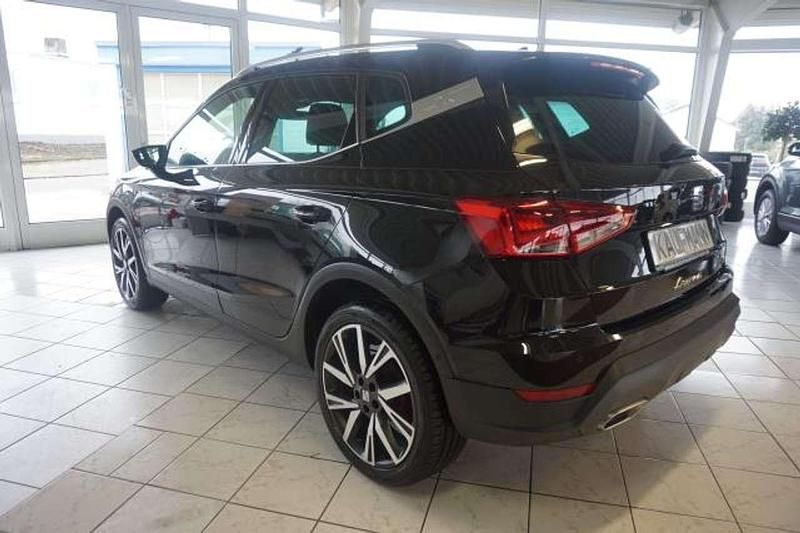 Gebraucht Seat Arona Design 150 PS (110 kW) 2024 Mitternachtsschwarz SUV