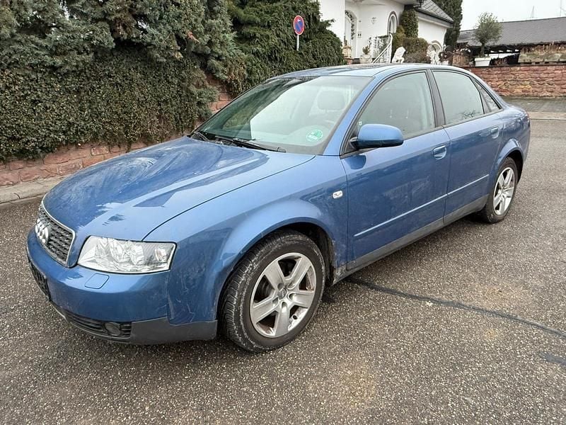 Blau Gebraucht 2002 Audi A4 Limousine | 999 € (Superpreis) - Bild 1/4