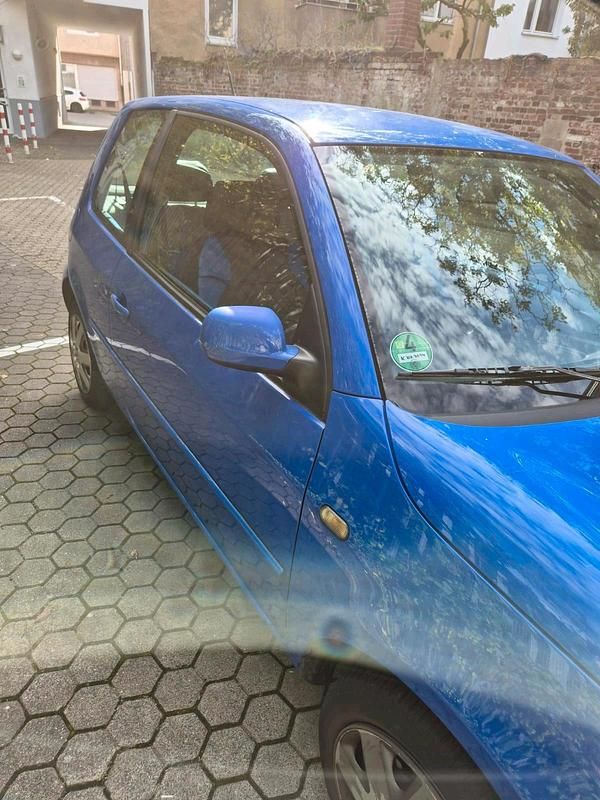 Blau Gebraucht 1999 VW Lupo Kleinwagen | 1.100 € (Fairer Preis) - Bild 1/4