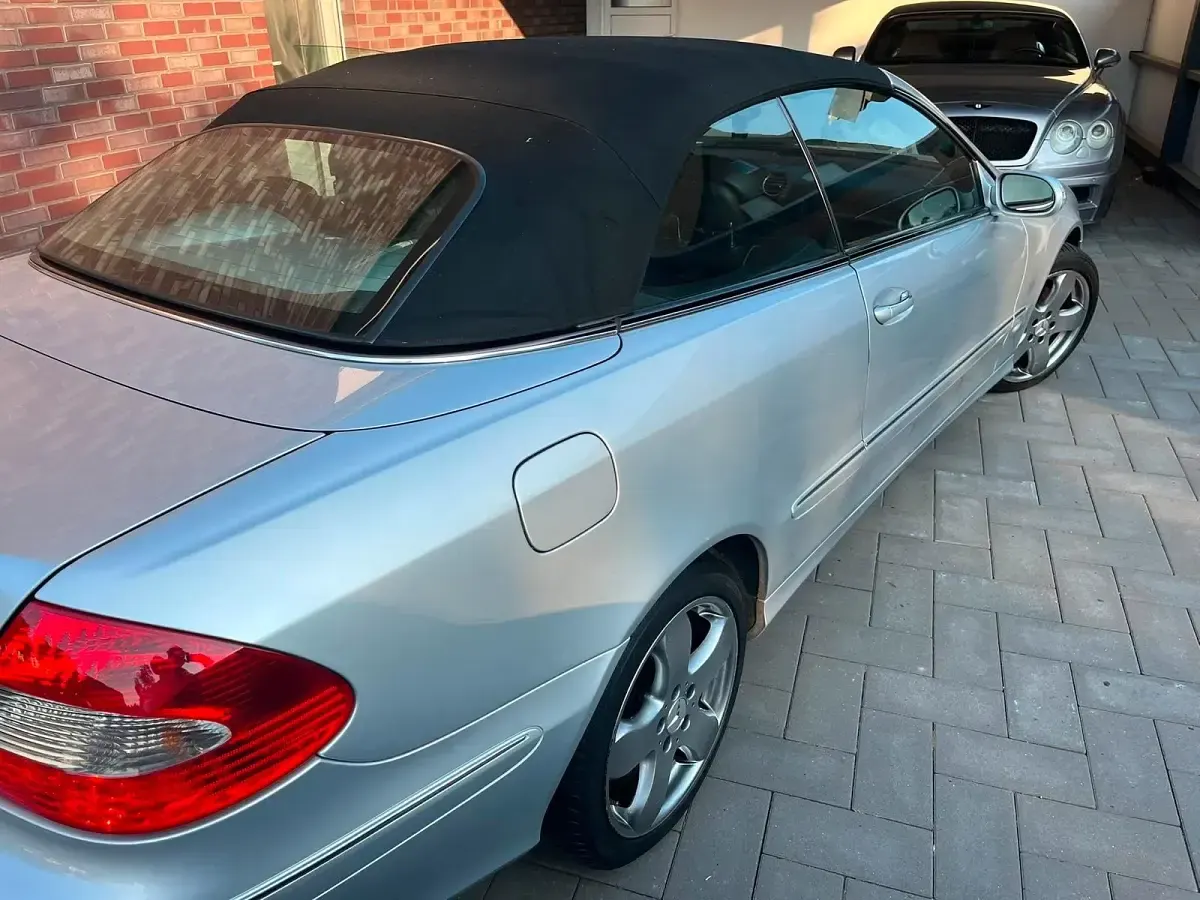 Gebraucht Mercedes CLK200 163 PS (119 kW) 2005 Silber Cabrio