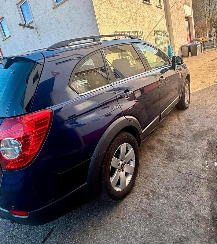 Gebraucht Chevrolet Captiva 136 PS (100 kW) 2010 Blau SUV