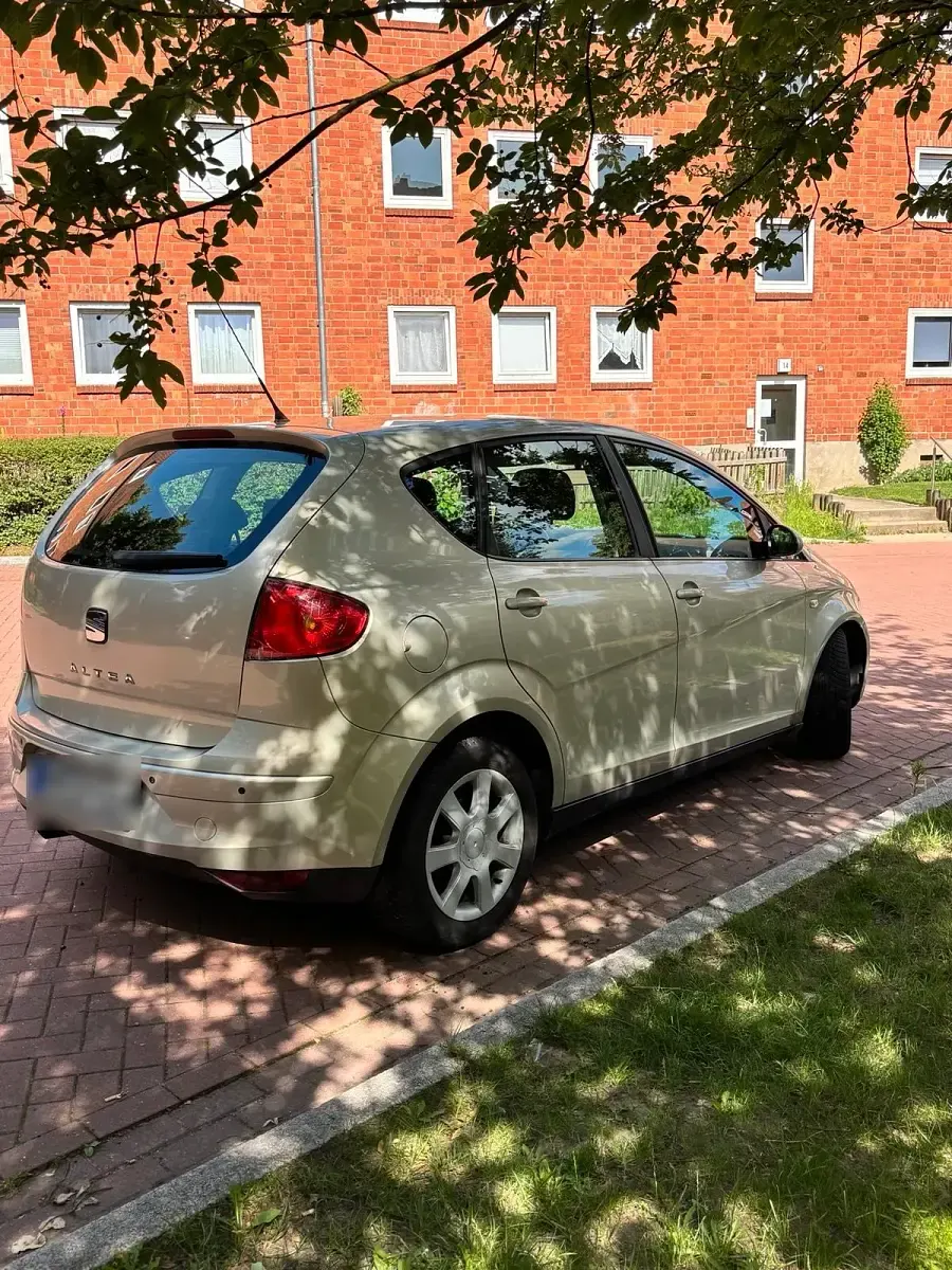 Gebraucht Seat Altea 105 PS (77 kW) 2006 Beige Van / Kleinbus