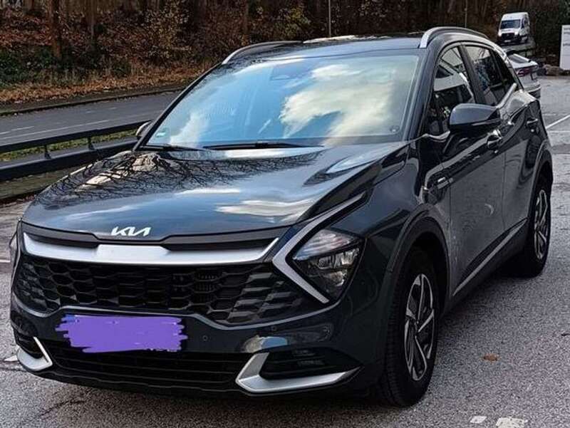 Grau Gebraucht 2023 Kia Sportage 4 SUV | 25.490 € (Superpreis) - Bild 1/4