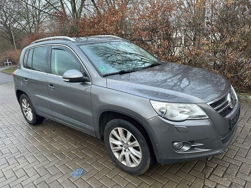 Gebraucht VW Tiguan Team 150 PS (110 kW) 2011 Grau SUV