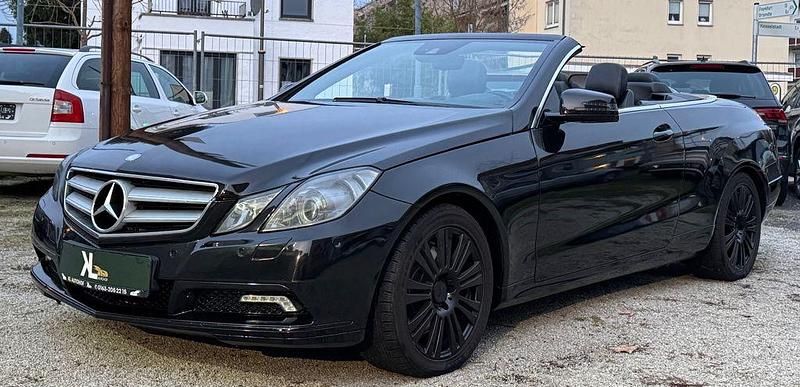 Gebraucht Mercedes E250 204 PS (150 kW) 2010 Schwarz Cabrio