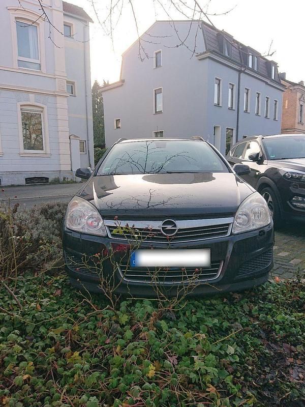 Gebraucht Opel Astra 110 PS (80 kW) 2007 Schwarz Kombi