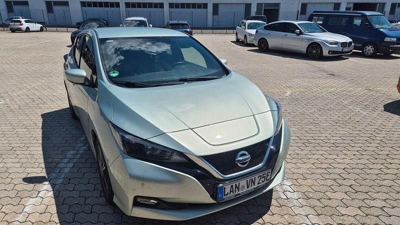 Gebraucht Nissan Leaf N-Connecta 110 kW (150 PS) 2018 Grün Kleinwagen