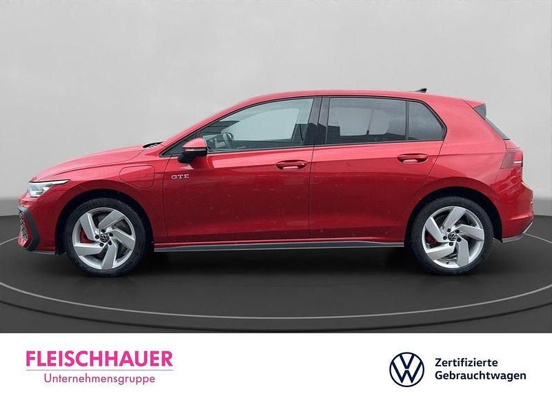 Gebraucht VW Golf VIII Style 272 PS (200 kW) 2025 Rot Limousine