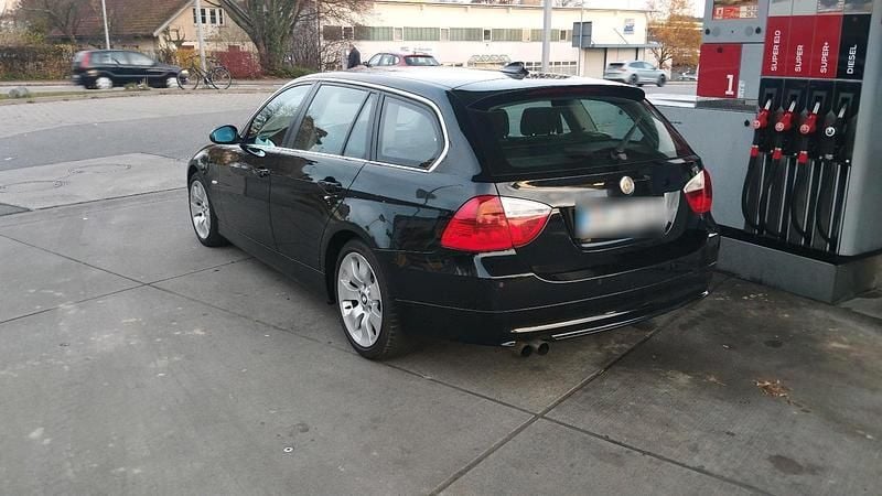 Gebraucht BMW 325 2007 Schwarz Kombi
