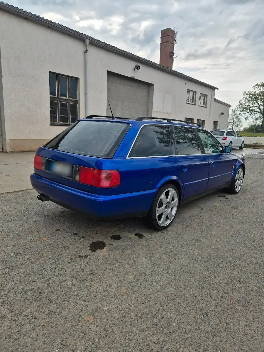 Gebraucht Audi S6 290 PS (213 kW) 1996 Blau Kombi