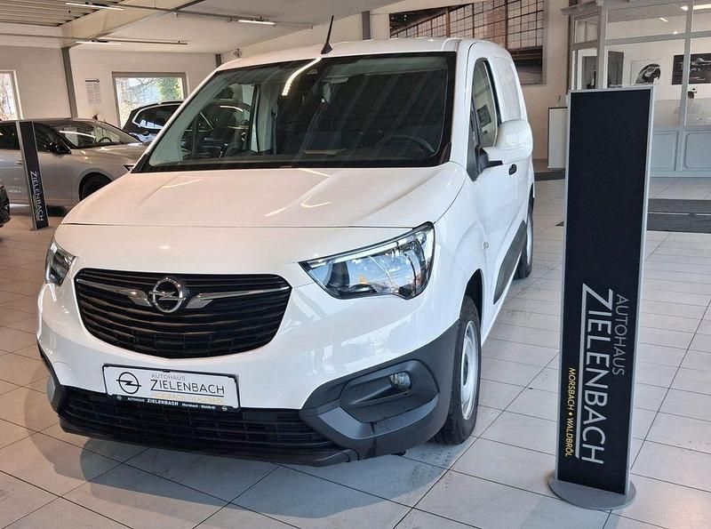 Gebraucht Opel Combo Edition 110 PS (80 kW) 2020 Weiß Van / Kleinbus