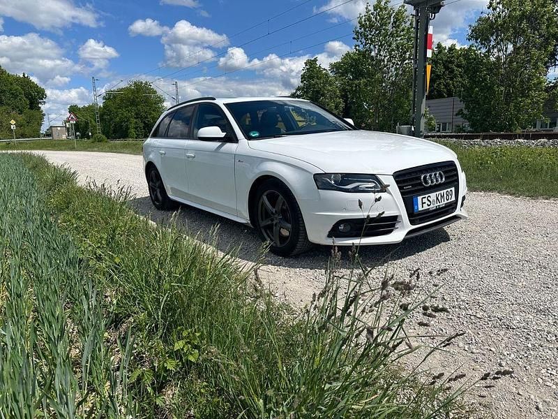 Weiß Gebraucht 2010 Audi A4 S-Line Kombi | 11.500 € (Etwas zu teuer) - Bild 1/4
