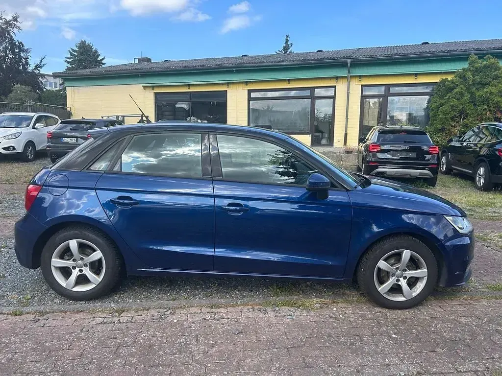 Gebraucht Audi A1 Sportback 95 PS (69 kW) 2016 Scubablau metallic Kleinwagen