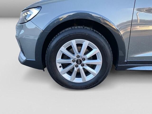 Gebraucht Audi A1 S-Line 110 PS (80 kW) 2023 Chronosgrau metallic SUV