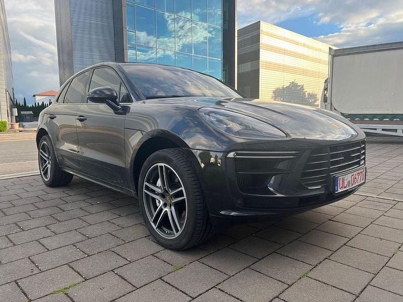 Gebraucht Porsche Macan 441 PS (324 kW) 2021 Schwarz SUV