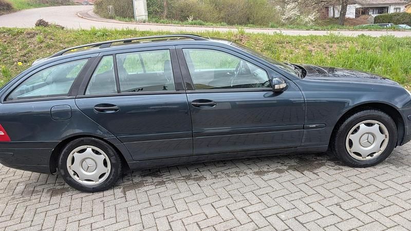 Gebraucht Mercedes C180 149 PS (109 kW) 2003 Kombi