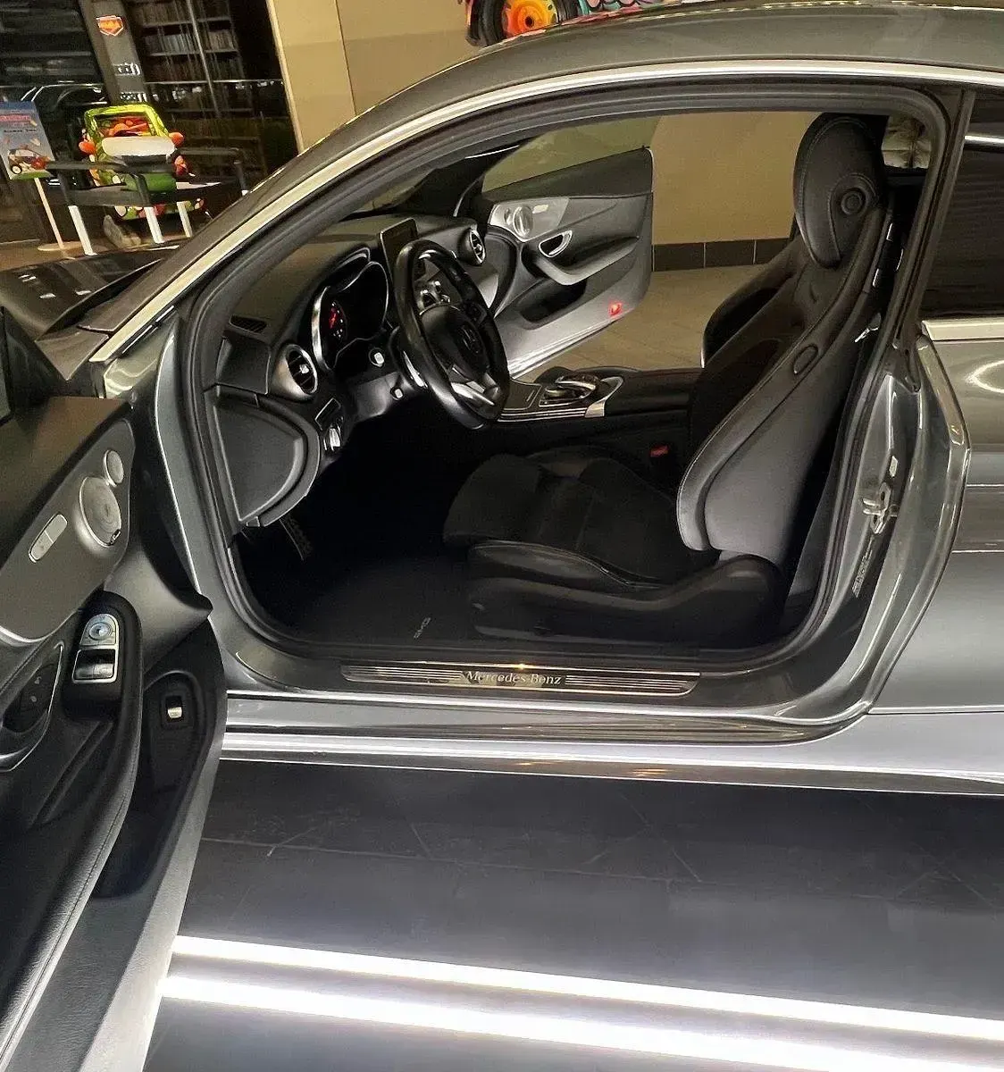 Gebraucht Mercedes C180 AMG Edition 1 156 PS (114 kW) 2016 Grau Coupé