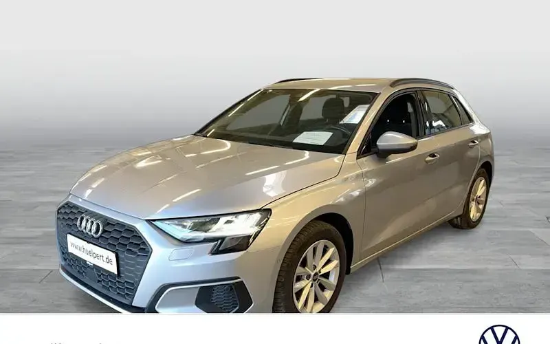 Gebraucht Audi A3 Ambiente 150 PS (110 kW) 2023 Limousine