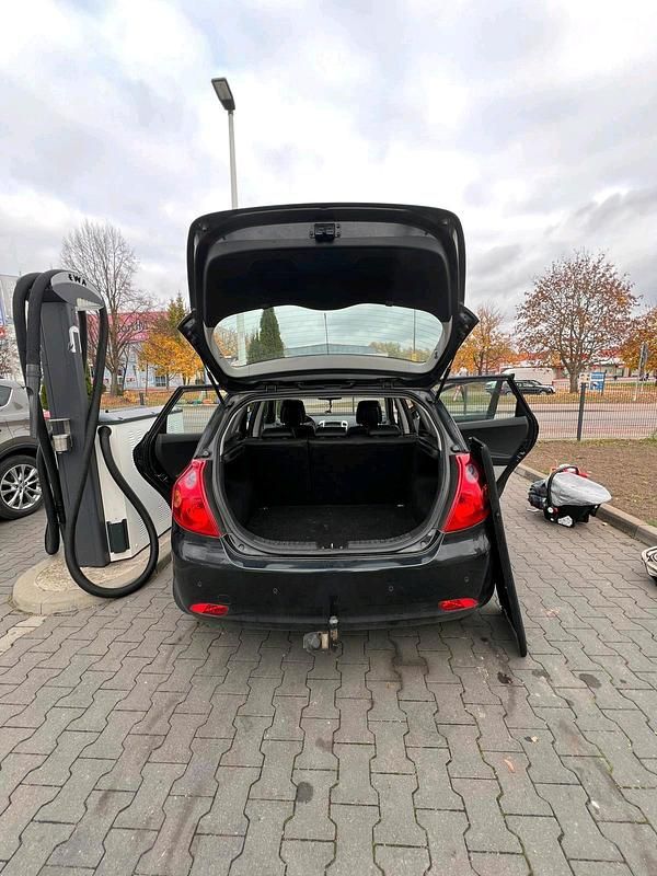 Schwarz Gebraucht 2007 Kia Ceed 2 Kombi | 3.500 € (Fairer Preis) - Bild 1/4