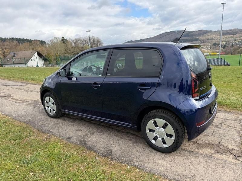Gebraucht VW e-up! United 61 kW (83 PS) 2021 Braun Kleinwagen