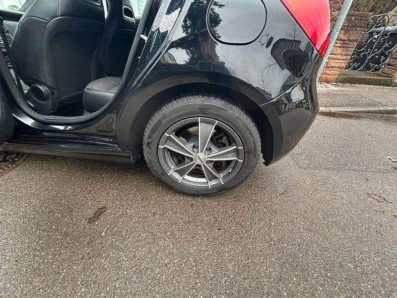 Gebraucht Mercedes A180 136 PS (100 kW) 2014 Schwarz Limousine