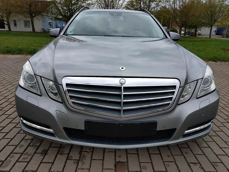 Gebraucht Mercedes E250 204 PS (150 kW) 2010 Kombi