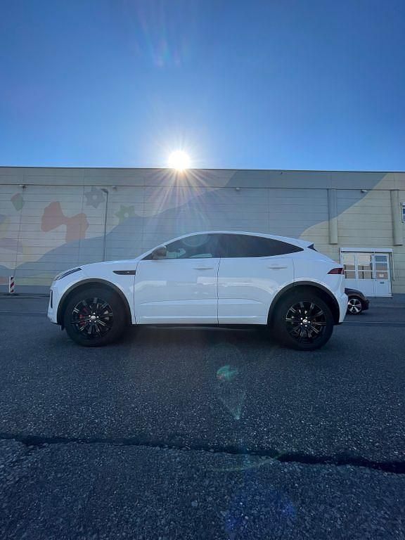 Gebraucht Jaguar E-Pace R-Dynamic 241 PS (177 kW) 2020 Weiß SUV