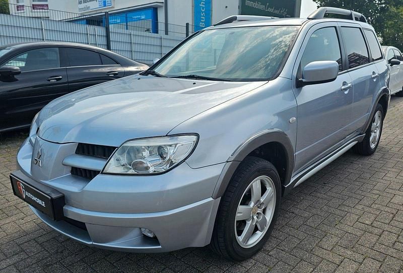 Gebraucht Mitsubishi Outlander Intense 136 PS (100 kW) 2006 Silber SUV