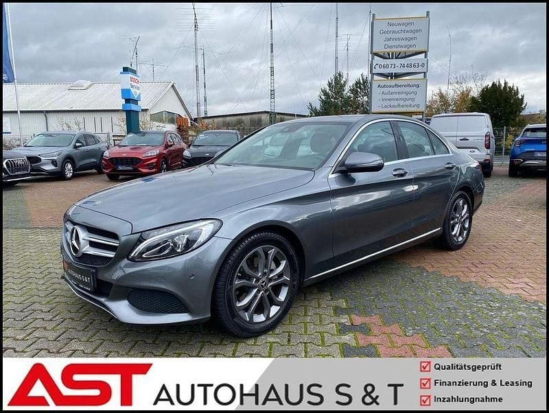 Grau Gebraucht 2018 Mercedes C180 Avantgarde Limousine | 22.780 € (Guter Preis) - Bild 1/4
