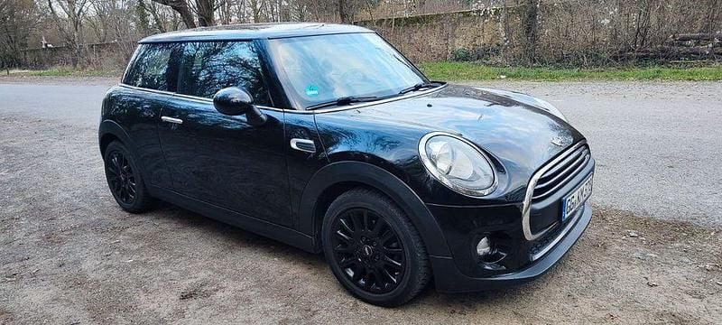Second-hand Mini ONE 102 CP (75 kW) 2015 Negru Hatchback