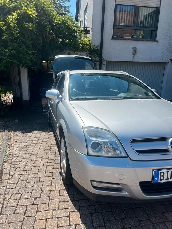 Silber Gebraucht 2004 Opel Signum Kombi | 2.050 € (Fairer Preis) - Bild 1/4
