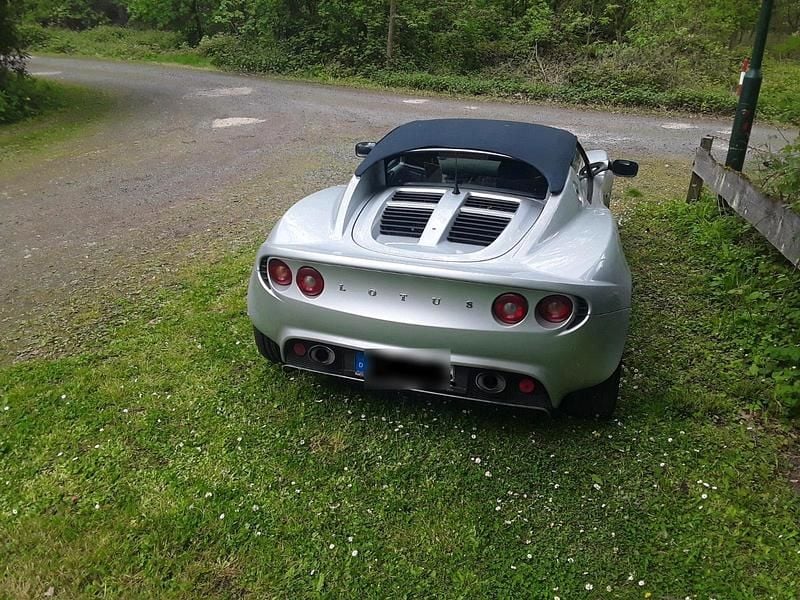 Usata Lotus Elise 122 CV (89 kW) 2002 Argento Cabrio