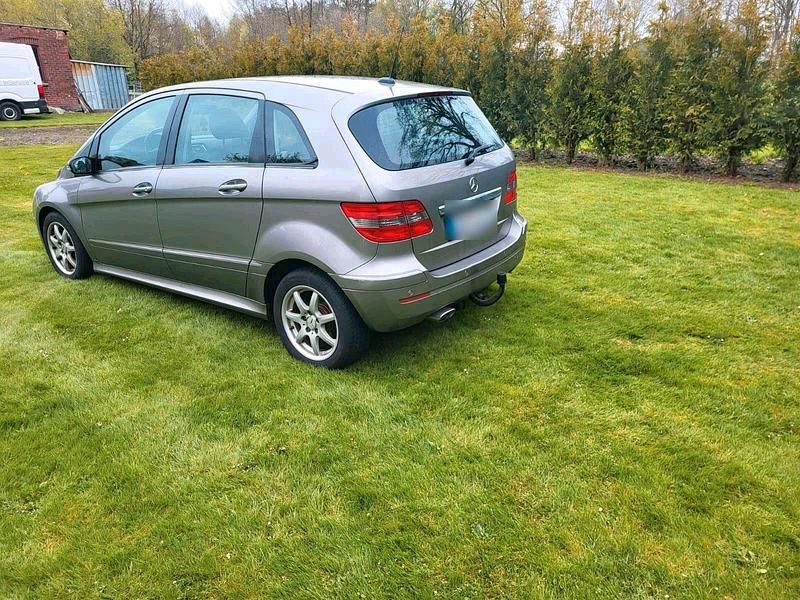 Brugt Mercedes B200 140 HK (102 kW) 2006 Grå MPV