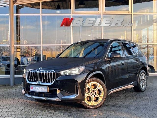 Saphirschwarz Gebraucht 2024 BMW X1 xLine SUV | 40.990 € (Guter Preis) - Bild 1/4