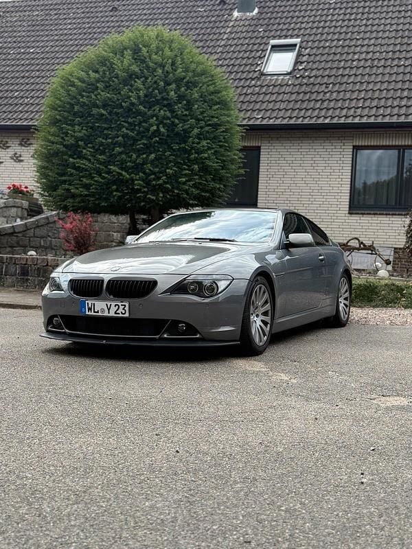 Grau Gebraucht 2004 BMW 645 Coupé | 9.900 € (Guter Preis) - Bild 1/4
