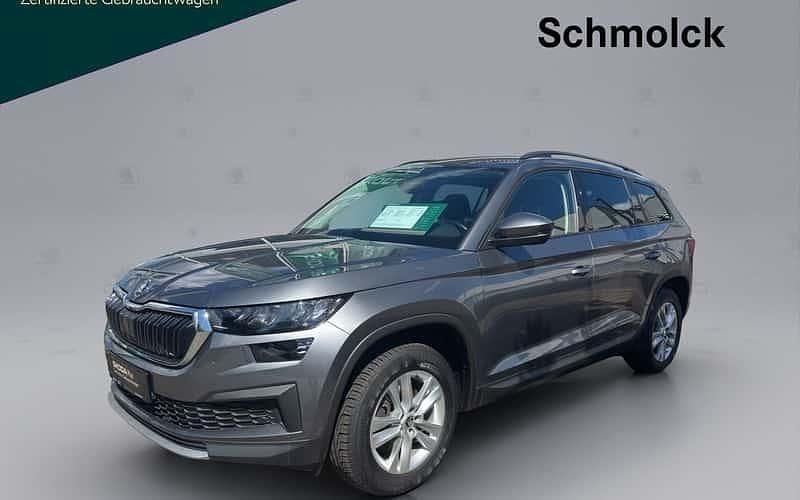 Grau Gebraucht 2022 Skoda Kodiaq Ambition SUV | 27.790 € (Fairer Preis) - Bild 1/4