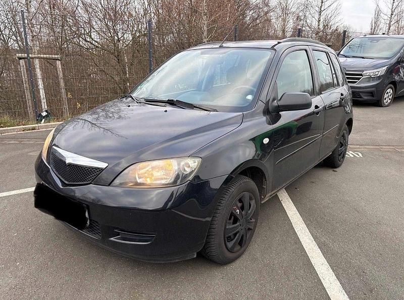 Schwarz Gebraucht 2004 Mazda 2 Kleinwagen | 1.200 € (Guter Preis) - Bild 1/4