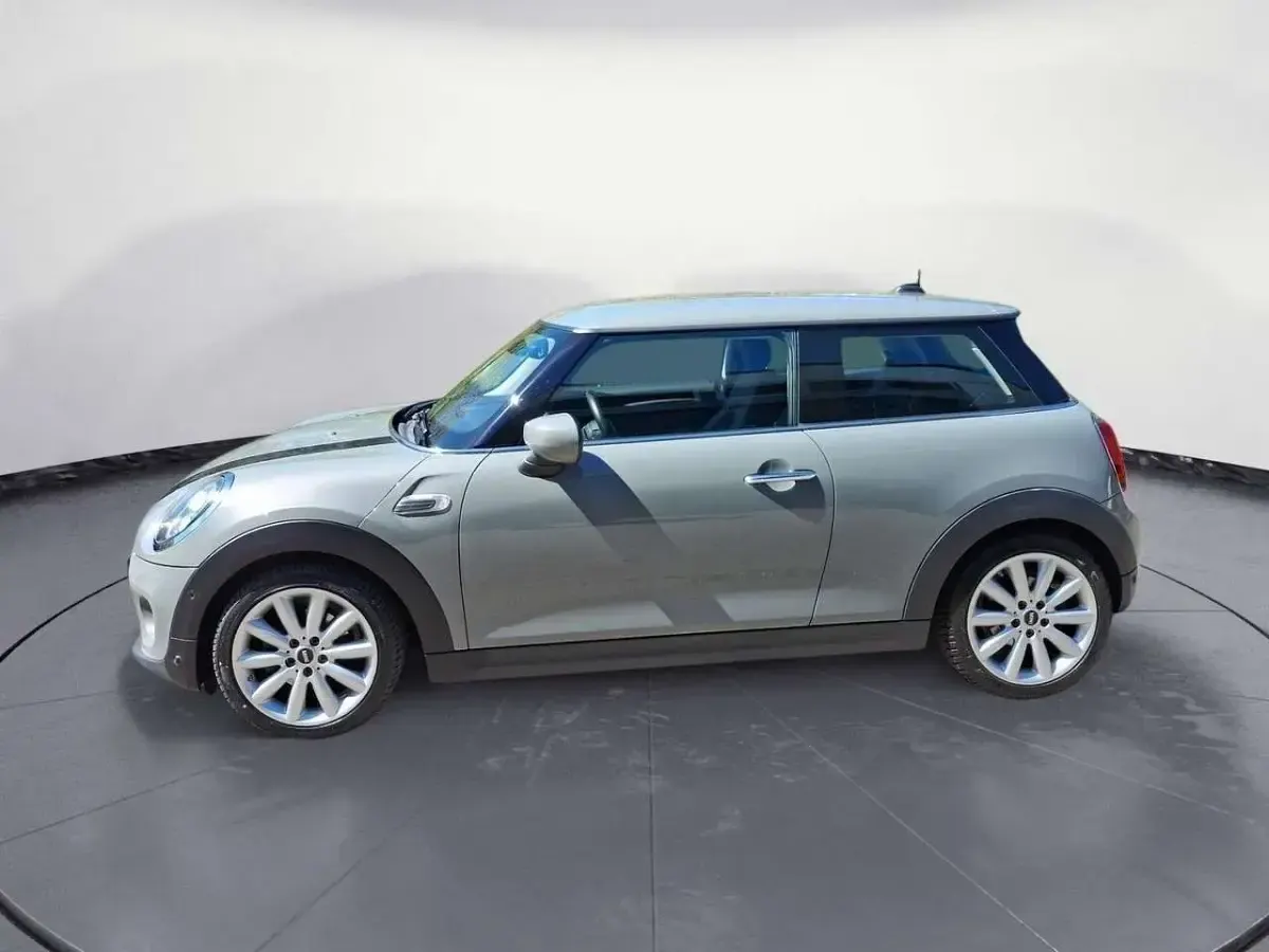 Gebraucht Mini Cooper Chili 136 PS (100 kW) 2019 Grau Kleinwagen