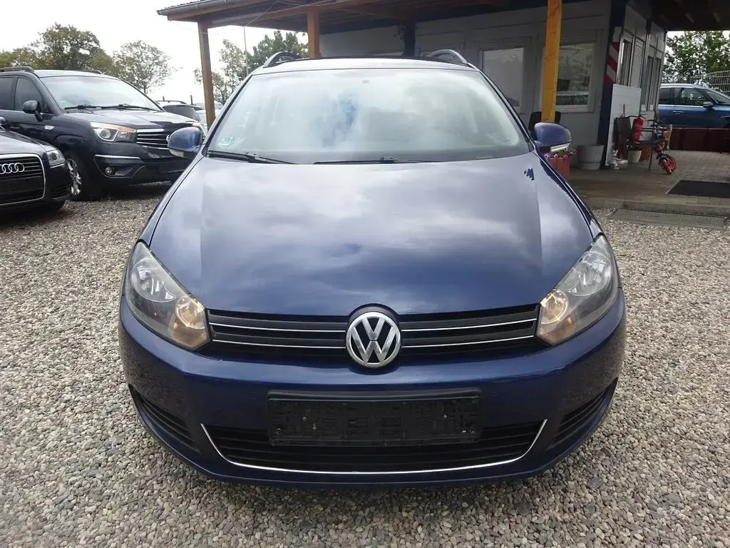 Gebraucht VW Golf VI Comfortline 105 PS (77 kW) 2010 Blau Kombi