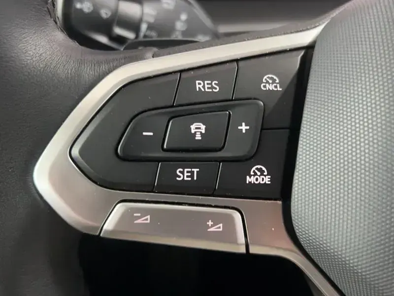 Gebraucht VW Tayron 193 PS (141 kW) 2025 Blau SUV