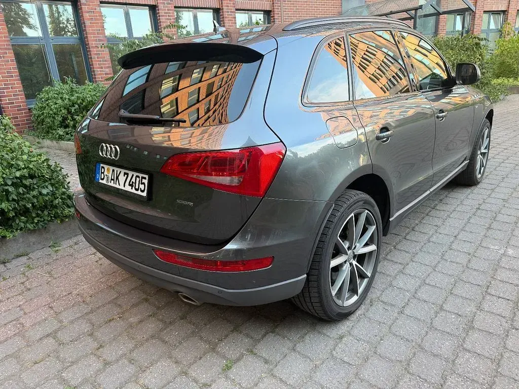 Gebraucht Audi Q5 Sport 258 PS (189 kW) 2016 Grau SUV