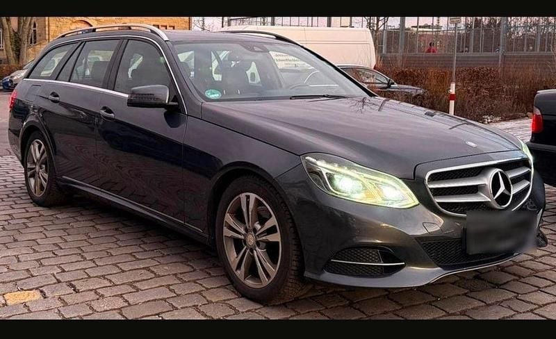 Gebraucht Mercedes E350 Avantgarde 252 PS (185 kW) 2015 Grau Limousine