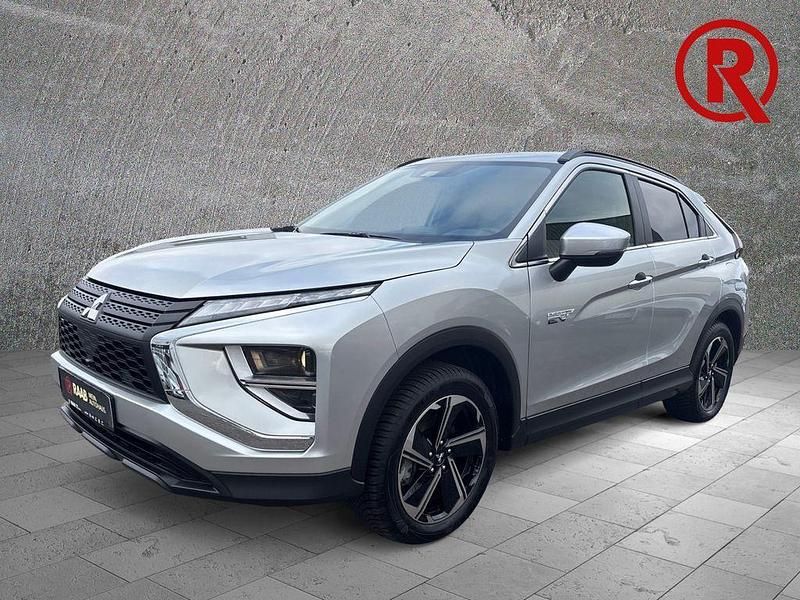Silber Gebraucht 2024 Mitsubishi Eclipse Cross SUV | 24.495 € (Superpreis) - Bild 1/4