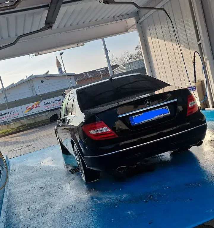 Gebraucht Mercedes C300 Elegance 231 PS (169 kW) 2011 Schwarz Limousine