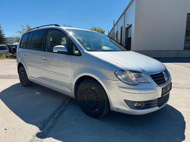 Gebraucht VW Touran United 140 PS (102 kW) 2009 Silber Van / Kleinbus
