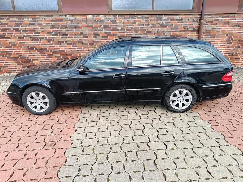Gebraucht Mercedes 280 190 PS (139 kW) 2006 Schwarz Kombi