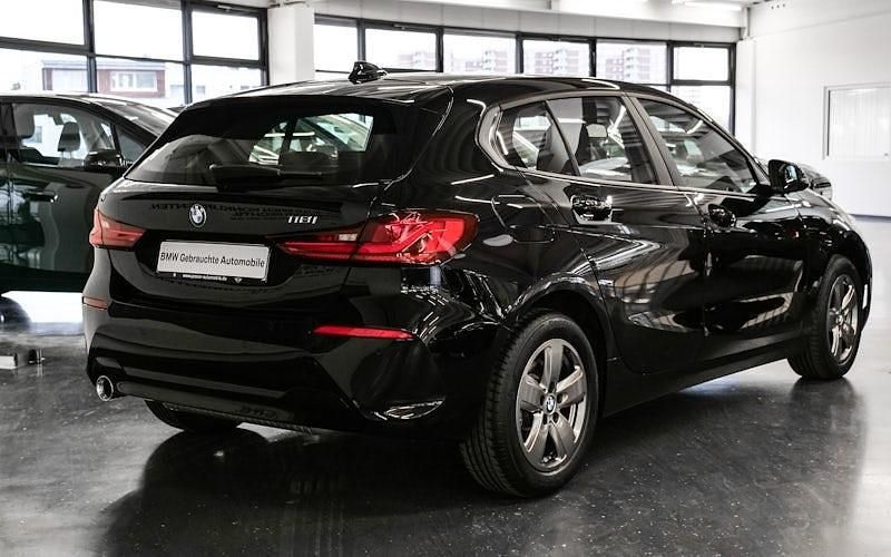 Gebraucht BMW 118 Advantage 136 PS (100 kW) 2022 Schwarz Kleinwagen