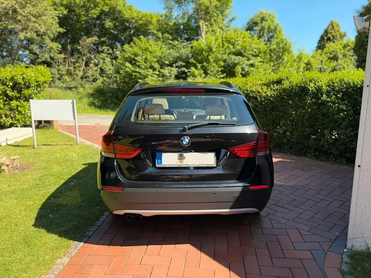 Gebraucht BMW X1 218 PS (160 kW) 2011 Schwarz SUV