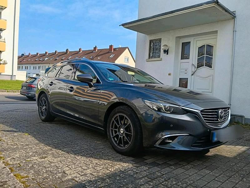 Gebraucht Mazda 6 Inclusive 175 PS (128 kW) 2016 Grau Kombi